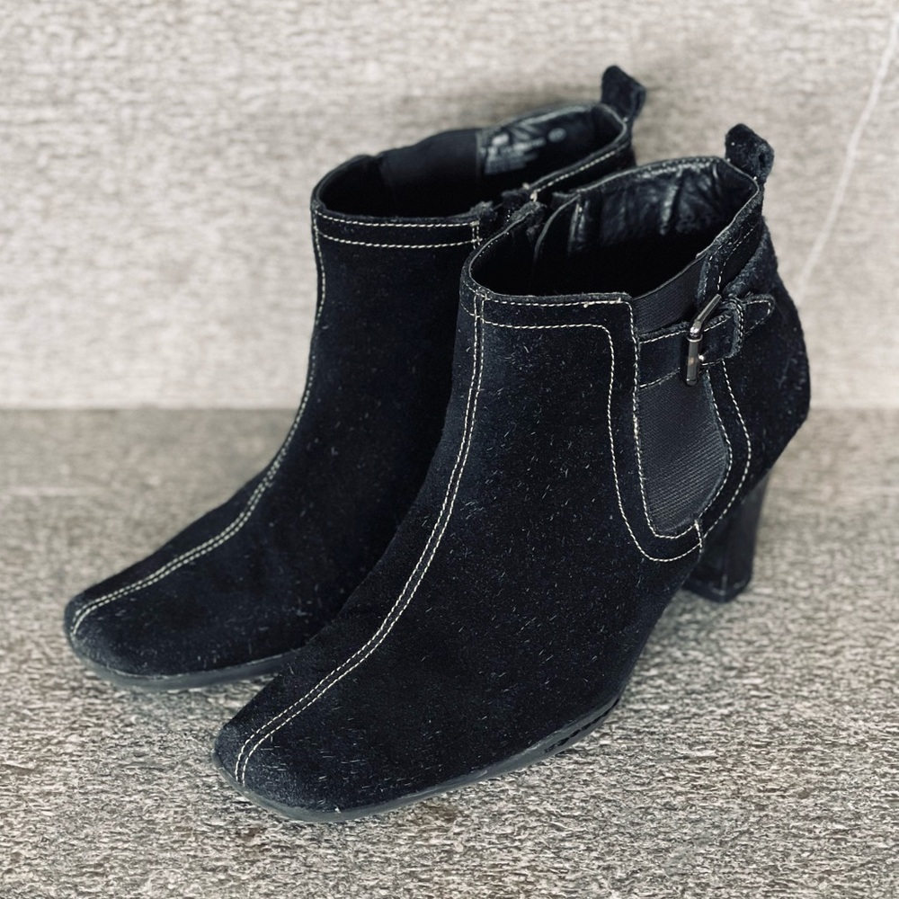 AEROSOLES Cinteresting Black Suede Ankle Boots with stitching & buckle detail.